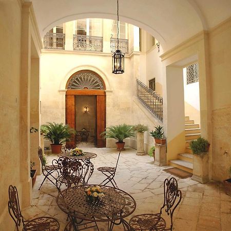 Antico Belvedere B&B Lecce Bagian luar foto