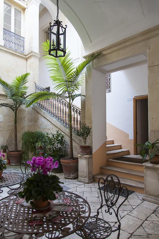 Antico Belvedere B&B Lecce Bagian luar foto
