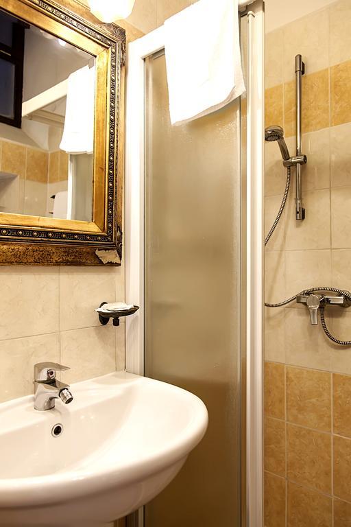 Antico Belvedere B&B Lecce Bagian luar foto