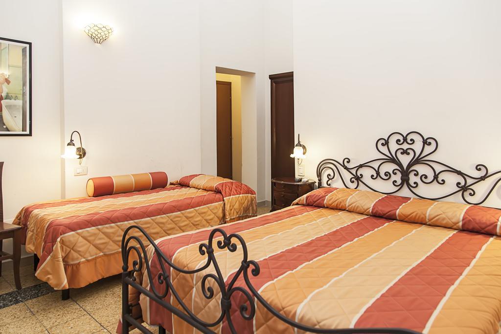 Antico Belvedere B&B Lecce Ruang foto