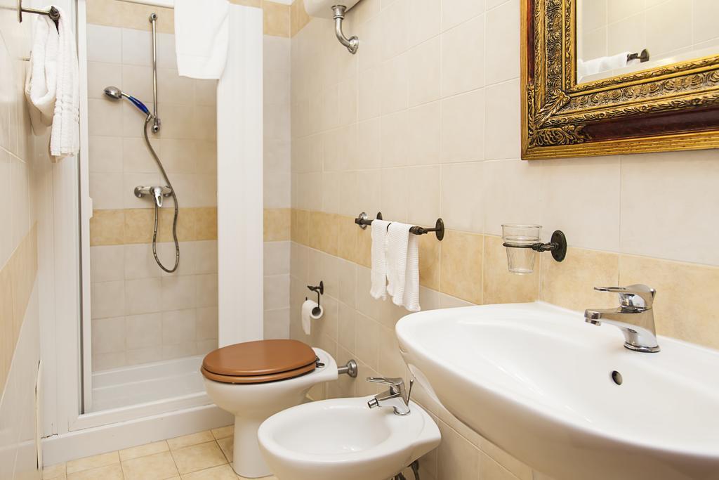Antico Belvedere B&B Lecce Ruang foto